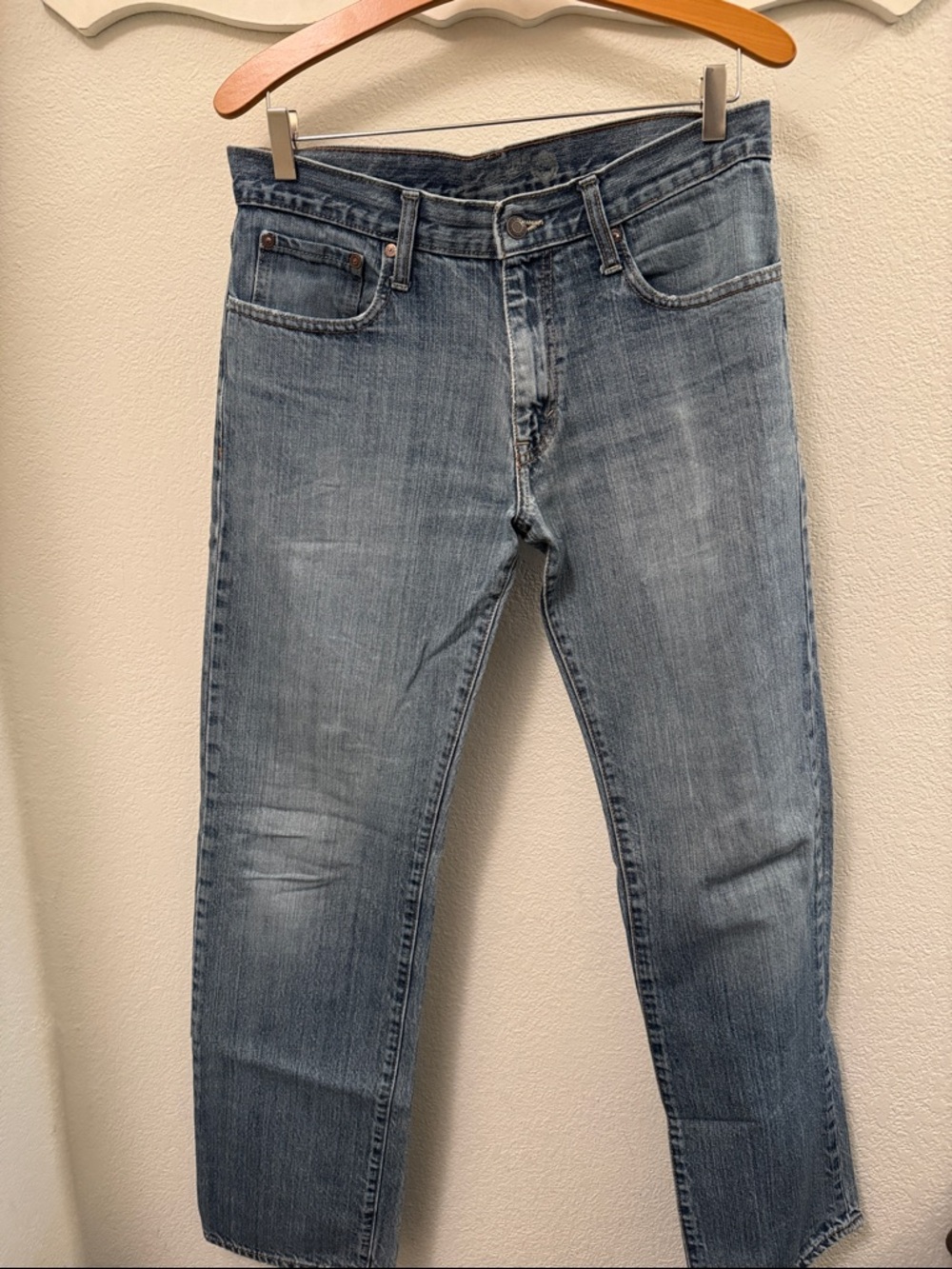 Old Navy Men's Slim Straight Faded Blue Jeans